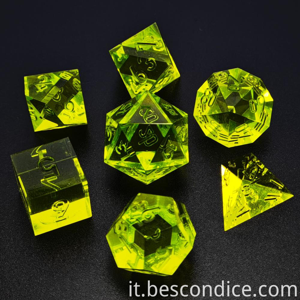 Clear Unpainted Sharp Edge Dnd Dice Set 7